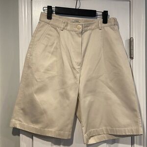 L.L. Bean Size 8 Cotton Khaki Original Fit Comfort Waist Hi Rise Chino Shorts